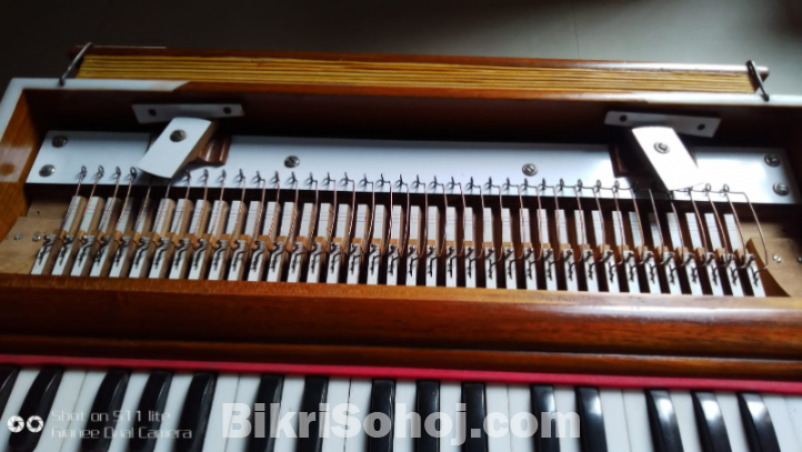 Harmonium